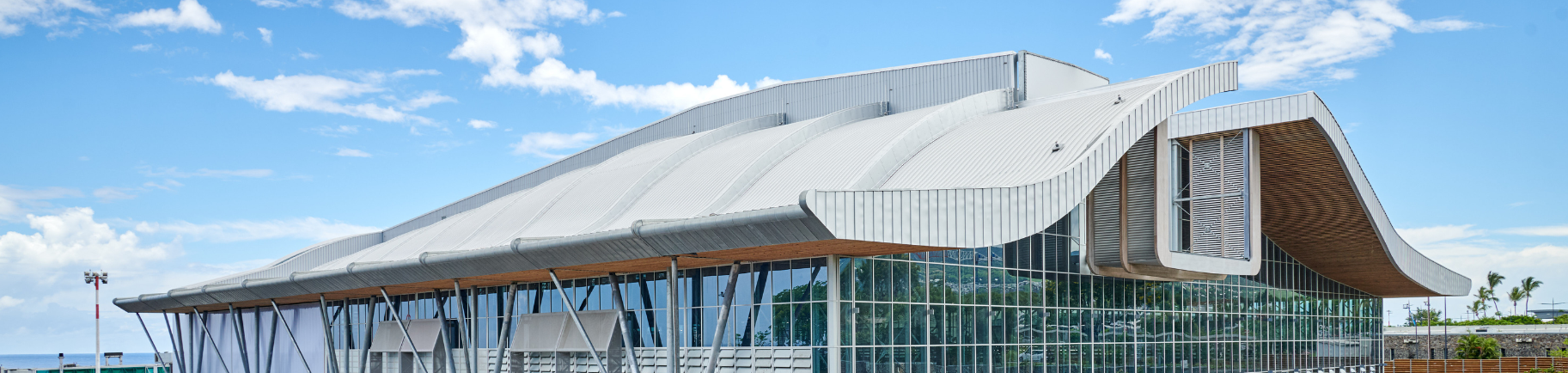 Briand présent dans les DROM (220 x 126 px) (1825 x 434 px)